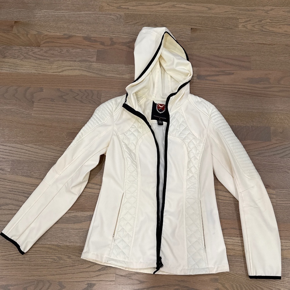 Lightweight fitted cream/black trim jacket size S
